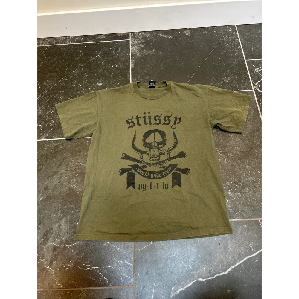 Stussy World Wide Crew Skull Crossbones Graphic T-Shirt Olive Green Mens XL